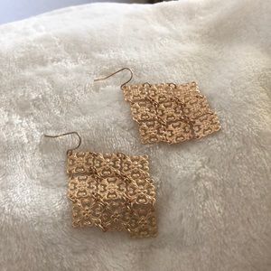 Gold earrings